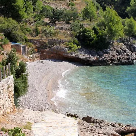 Seaside Secluded Apartments Cove Tvrdni Dolac Bay - Tvrdni Dolac 게스트하우스